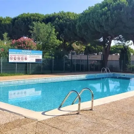 Apartment Plein Soleil Piscines Proche Plages Parking Prive